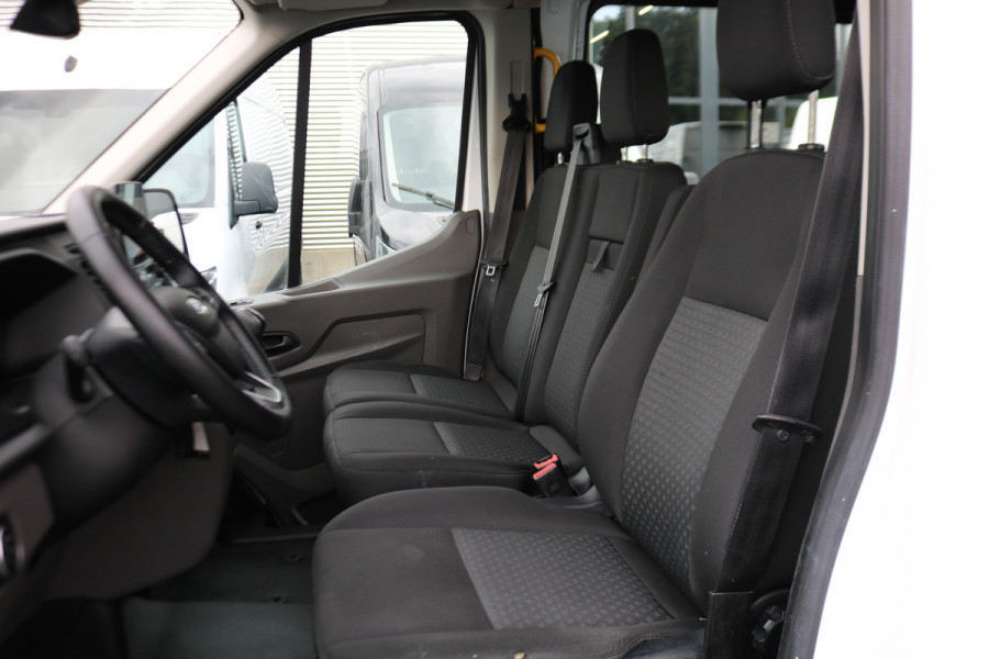 Ford Transit 2.0 TDCI 130pk L2 H2 DC Trend Airco Trekhaak Navigatie Camera