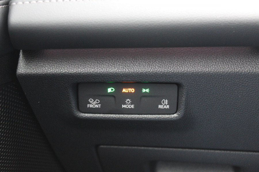 Volkswagen Tiguan 1.5 eTSI Life Edition / Camera / Navigatie / 17'' / Keyless / Dodehoek / DAB / ACC