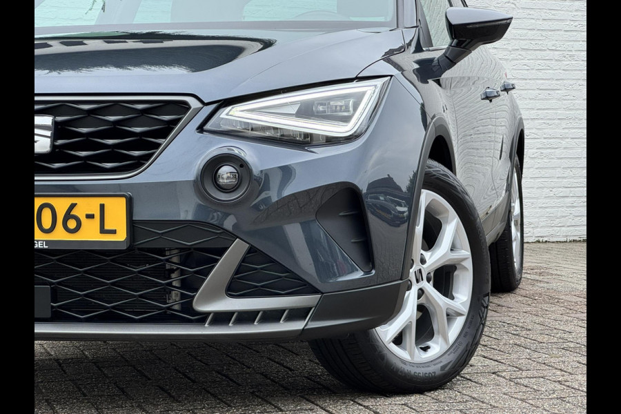 Seat Arona 1.0 TSI FR Business Adaptive cruise Climate control Full LED Apple Carplay / Android Auto Link Parkeersensor achter
