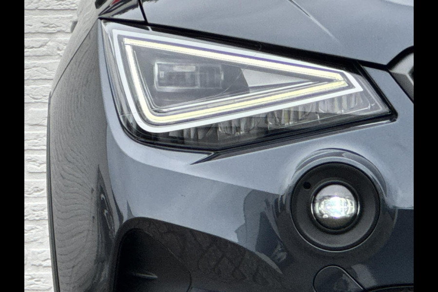 Seat Arona 1.0 TSI FR Business Adaptive cruise Climate control Full LED Apple Carplay / Android Auto Link Parkeersensor achter