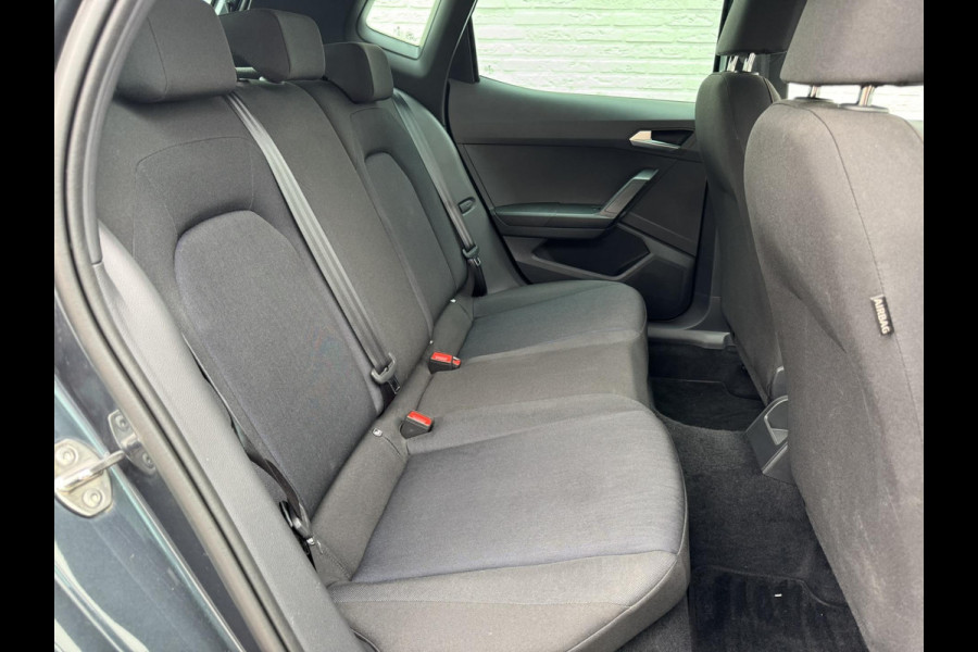 Seat Arona 1.0 TSI FR Business Adaptive cruise Climate control Full LED Apple Carplay / Android Auto Link Parkeersensor achter