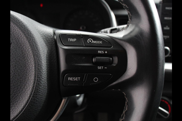 Kia Stonic 1.0 T-GDi DynamicLine | Navigatie | Airco |  Parkeer Sensoren | Lichtmetalen Velgen | Led