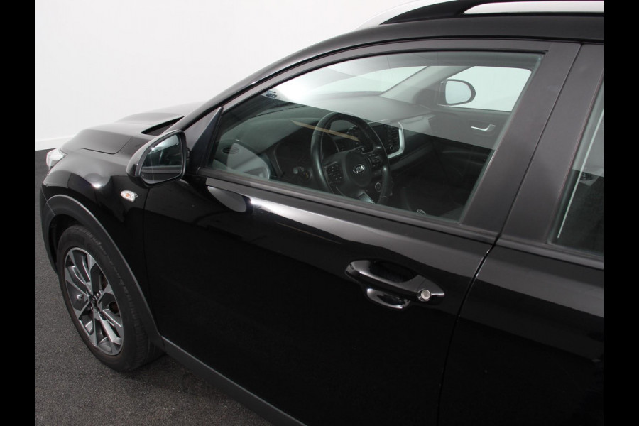 Kia Stonic 1.0 T-GDi DynamicLine | Navigatie | Airco |  Parkeer Sensoren | Lichtmetalen Velgen | Led