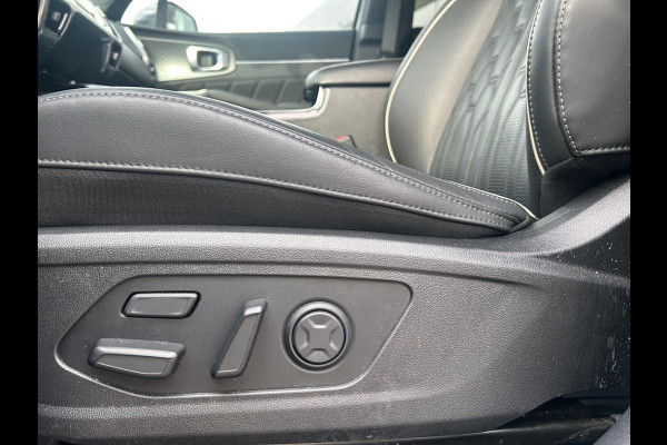 Kia Sorento 1.6 T-GDI Plug-in Hybrid 4WD ExecutiveLine 7p. Automaat | Stoelverkoeling | Leder | Dodehoekcamera | Cruise | 360 graden Camera |