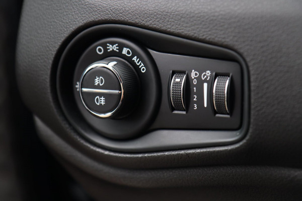 Jeep Renegade 4xe 240 PHEV Trailhawk / KEYLESS / DODEHOEK / CAMERA / STOEL+STUURVERW