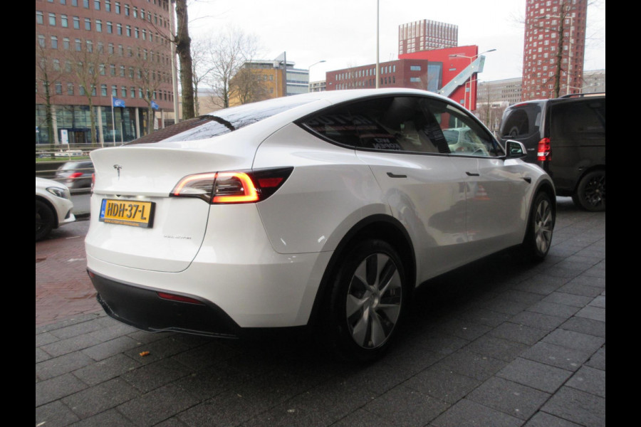 Tesla Model Y Long Range AWD 75 kWh Inclusief BTW