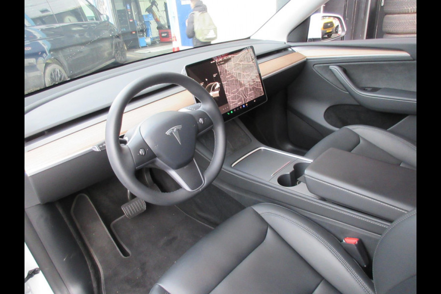Tesla Model Y Long Range AWD 75 kWh Inclusief BTW