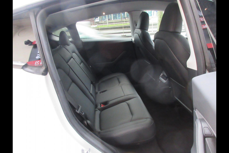 Tesla Model Y Long Range AWD 75 kWh Inclusief BTW
