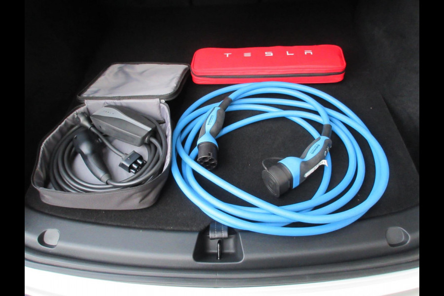 Tesla Model Y Long Range AWD 75 kWh Inclusief BTW