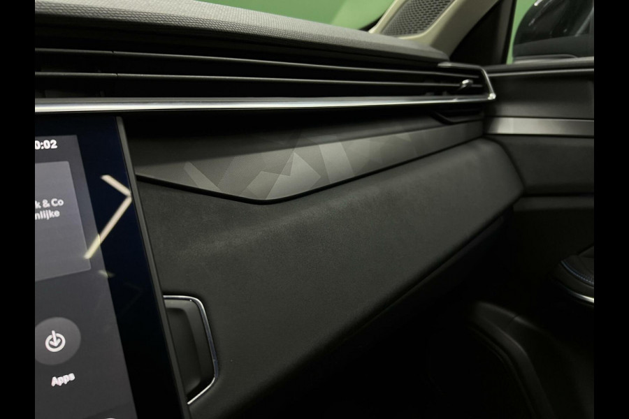 Lynk & Co 01 1.5 Black pack 261PK | Carplay | Pano | 360 Cam