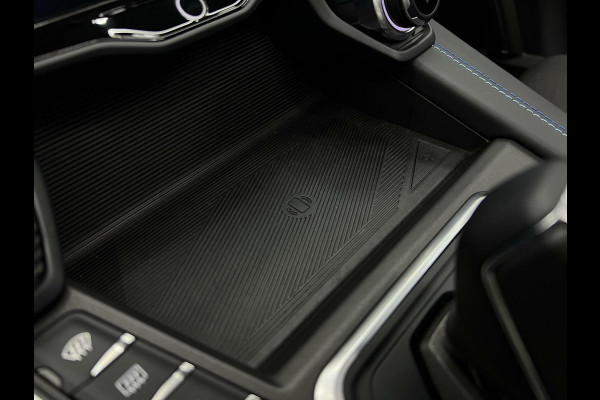 Lynk & Co 01 1.5 Black pack 261PK | Carplay | Pano | 360 Cam