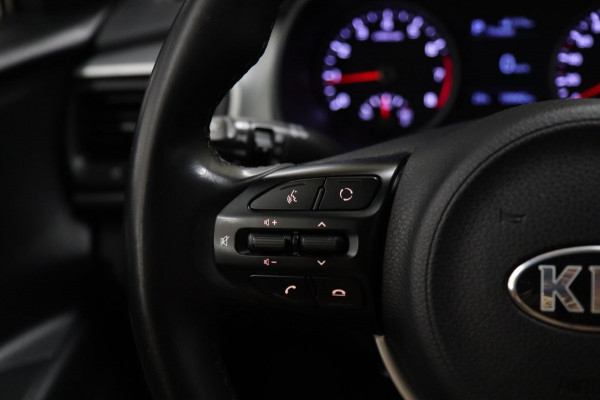 Kia Stonic Kia Stonic, 1.0 T-GDi NAP/ DynamicLine Navi / Airco / Cruise / Camera / Trekhaak