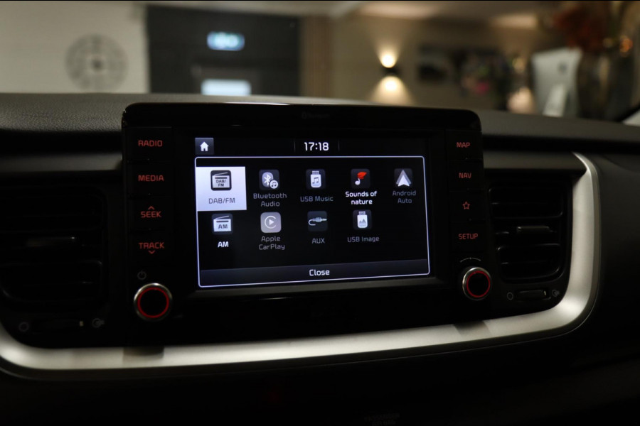 Kia Stonic Kia Stonic, 1.0 T-GDi NAP/ DynamicLine Navi / Airco / Cruise / Camera / Trekhaak