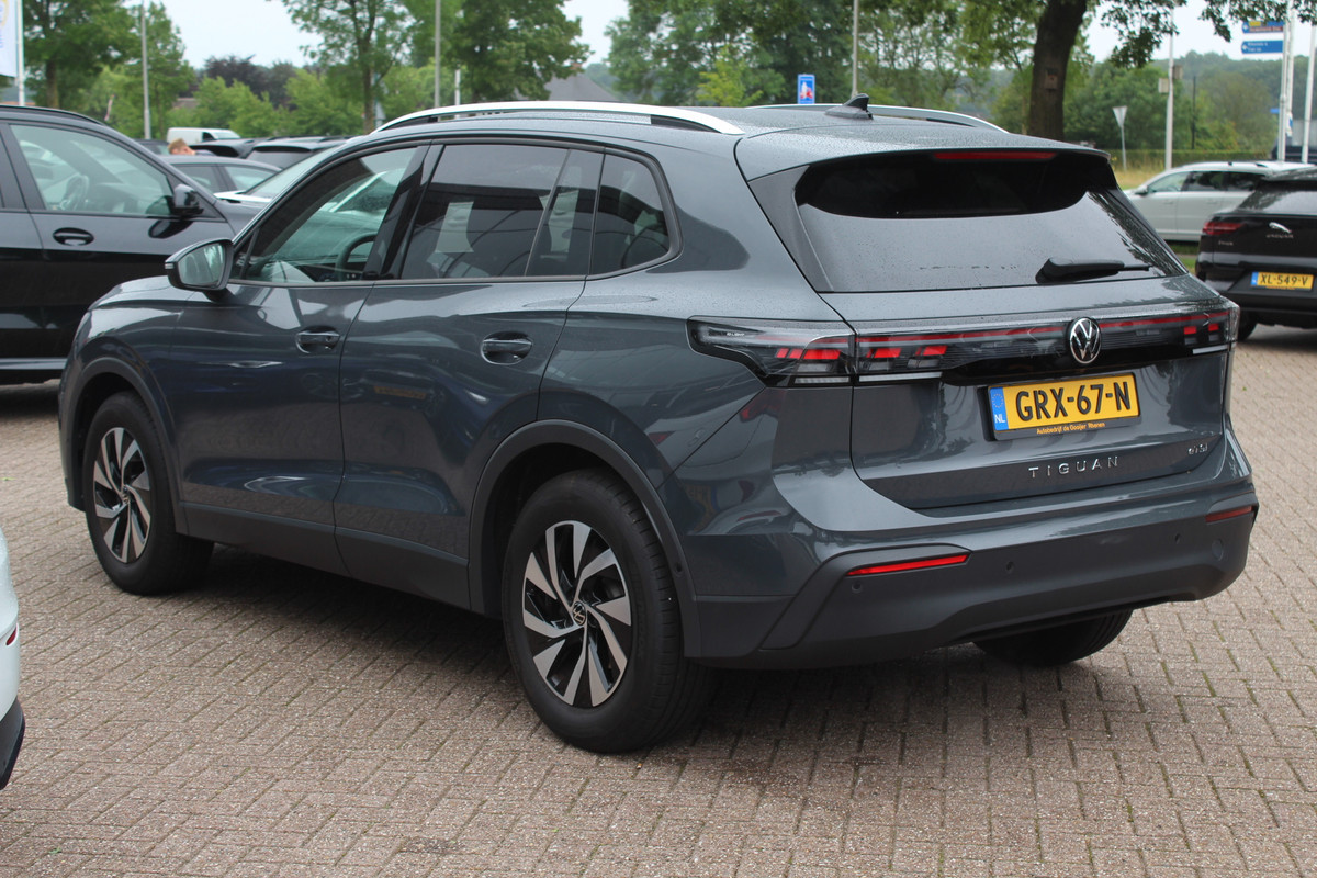 Volkswagen Tiguan 1.5 eTSI Life Edition / Camera / Navigatie / 17'' / Keyless / Dodehoek / DAB / ACC