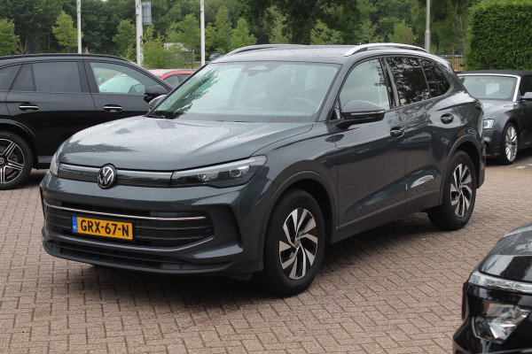 Volkswagen Tiguan 1.5 eTSI Life Edition / Camera / Navigatie / 17'' / Keyless / Dodehoek / DAB / ACC