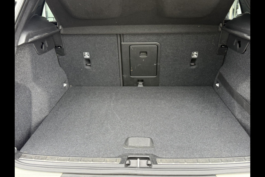 Volvo XC40 1.5 T5 Twin Engine R-Design SOH87%|Pano|Pilot|Trekhaak|360CAM|H&K