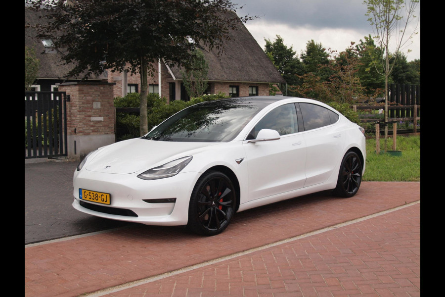 Tesla Model 3 Performance AWD 75 kWh | Camera | Glazen dak | DAB | NL-Auto |