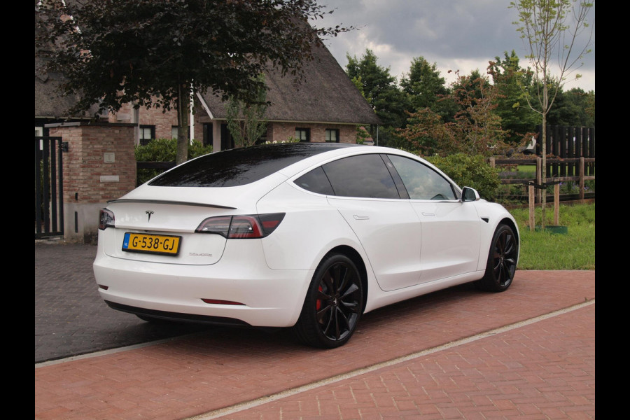 Tesla Model 3 Performance AWD 75 kWh | Camera | Glazen dak | DAB | NL-Auto |