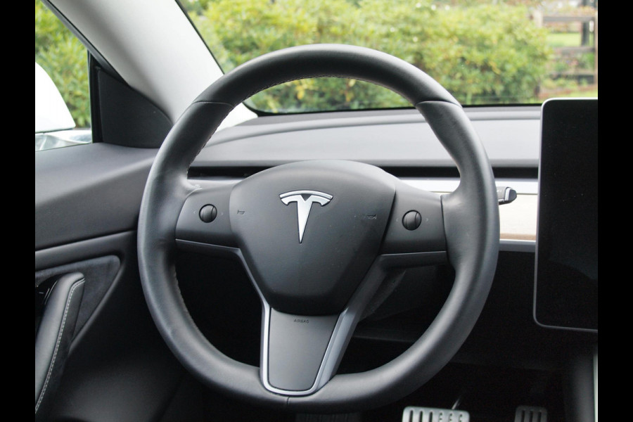Tesla Model 3 Performance AWD 75 kWh | Camera | Glazen dak | DAB | NL-Auto |