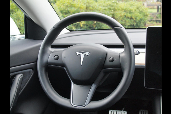 Tesla Model 3 Performance AWD 75 kWh | Camera | Glazen dak | DAB | NL-Auto |