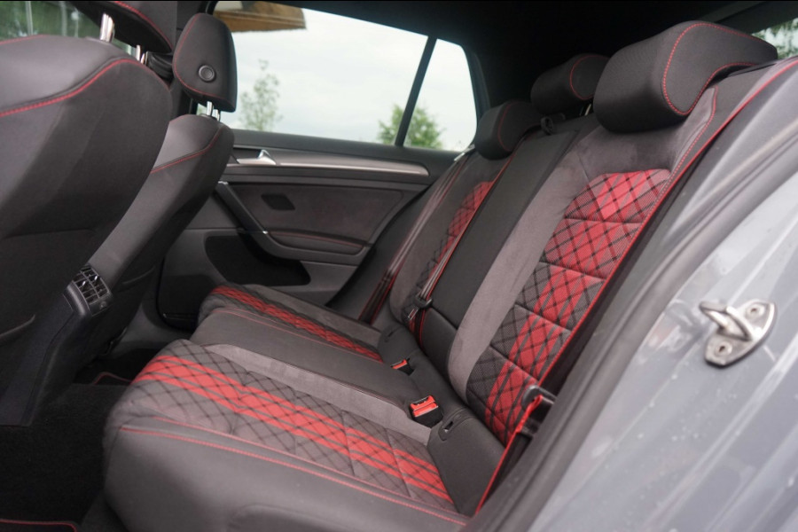 Volkswagen Golf 2.0 TSI GTI TCR Nardo/Pano/DCC/Bull-X/HG/KW