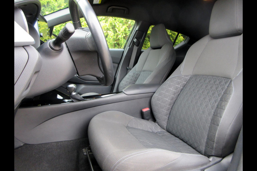 Toyota C-HR 2.0 Hybrid Business Plus *Navi*