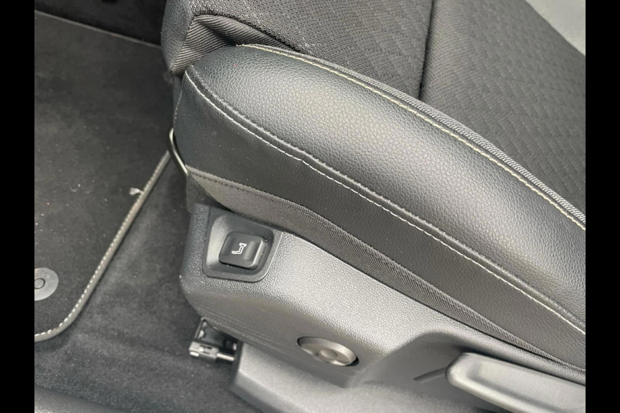 Opel Grandland X 1.2 Turbo Business Executive / camera