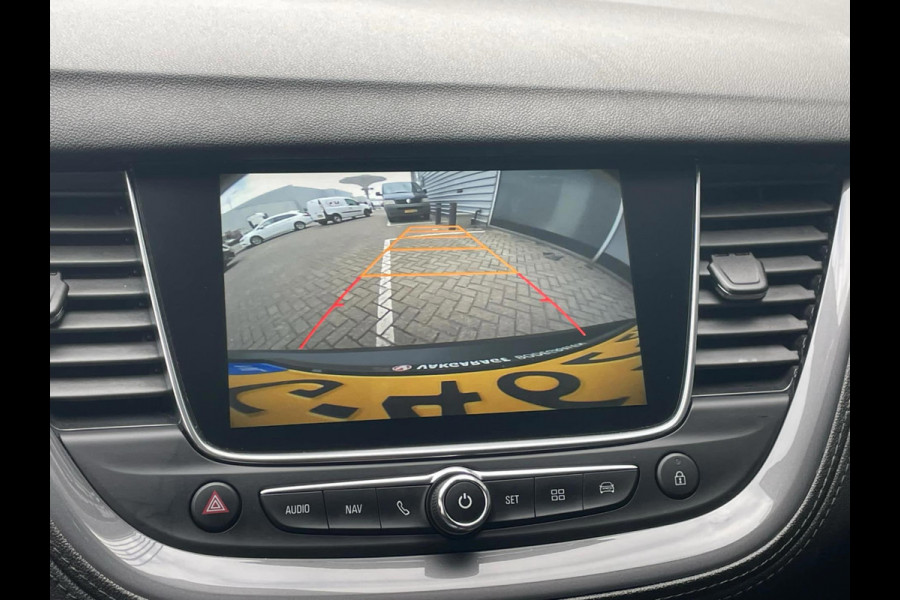 Opel Grandland X 1.2 Turbo Business Executive / camera