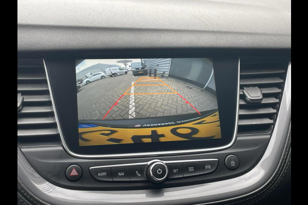 Opel Grandland X 1.2 Turbo Business Executive / camera