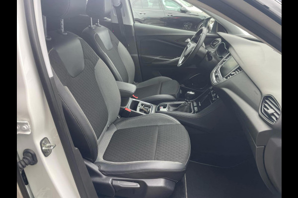 Opel Grandland X 1.2 Turbo Business Executive / camera