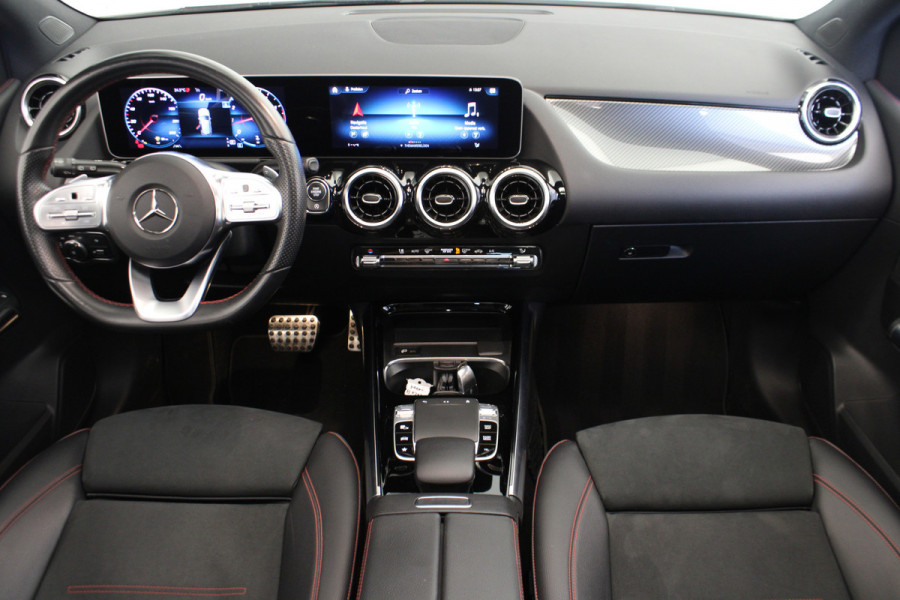Mercedes-Benz B-Klasse 200 Business Solution AMG |Pano|Stoelverwarming|