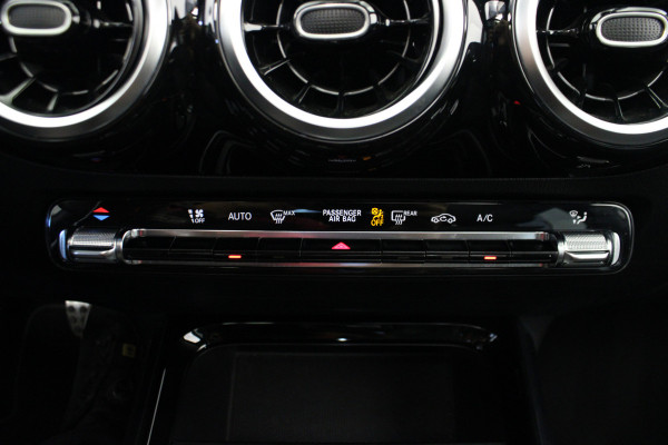 Mercedes-Benz B-Klasse 200 Business Solution AMG |Pano|Stoelverwarming|