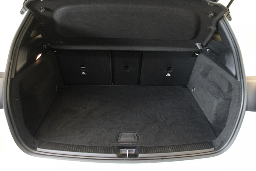 Mercedes-Benz B-Klasse 200 Business Solution AMG |Pano|Stoelverwarming|