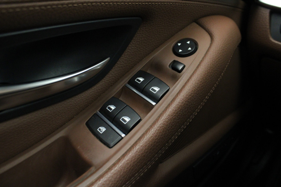 BMW 5 Serie Touring 520d Luxury Edition