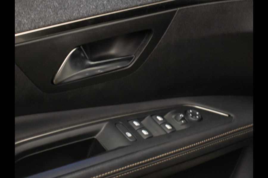 Peugeot 5008 1.2 PureTech GT-Line (PANORAMADAK,APPLE CARPLAY,NAVI,LED,SPORTSTOELEN,CRUISE,CLIMATE,GETINT,CAMERA,3DVIEW,7 ZITS,PDC)
