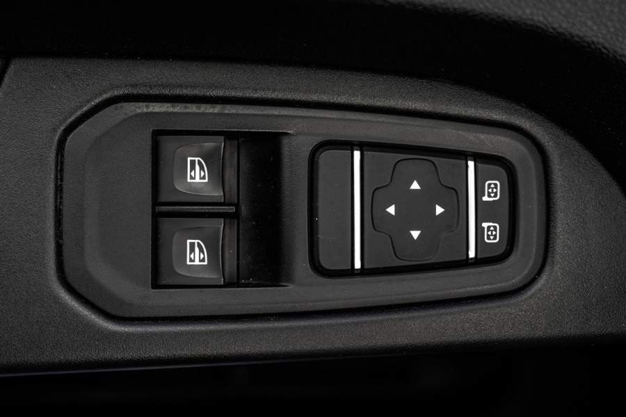 Renault Trafic dCi | L2H1 | Dynamic | Launch Edition 007 | Navi | LED | Imperiaal | Cruise | PDC | Airco | Euro 6