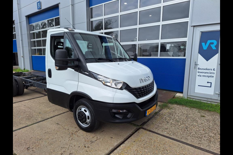 Iveco Daily 35C14H Chassis Cabine - Automaat - Luchtvering