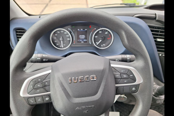 Iveco Daily 35C14H Chassis Cabine - Automaat - Luchtvering