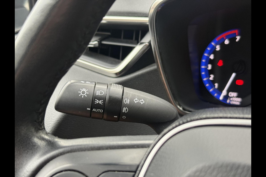 Toyota Corolla Touring Sports 1.8 Full Hybrid Dynamic Plus | Navigatie, Apple CarPlay/Android Auto, Stoel + Stuurverwarming, 17inch, Privacy glass
