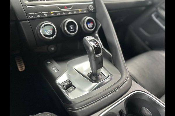 Jaguar E-Pace 2.0 P250 AWD R-Dynamic HSE | Pano | Leder | Ca,era | LED | Lane assist | Stoel / Stuurverwarming