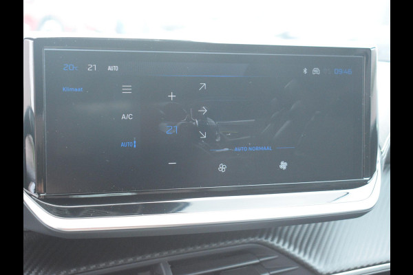 Peugeot 2008 1.2 Hybrid 145 GT ADAPTIVE CRUISECONTROL | CAMERA MET SENSOREN | NAVI & CARPLAY | E.C.C. |