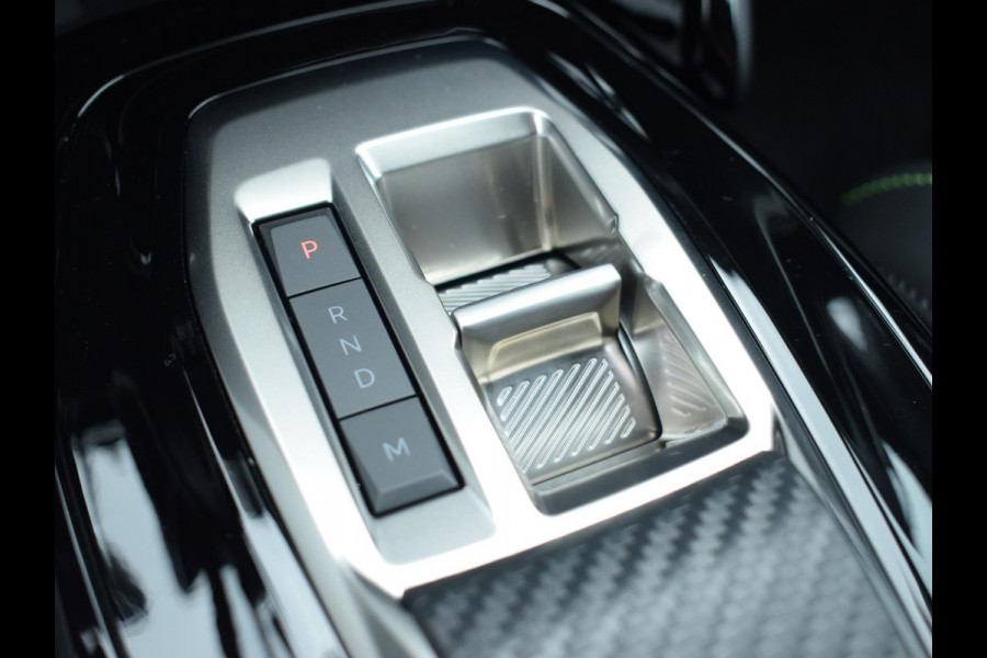 Peugeot 2008 1.2 Hybrid 145 GT ADAPTIVE CRUISECONTROL | CAMERA MET SENSOREN | NAVI & CARPLAY | E.C.C. |