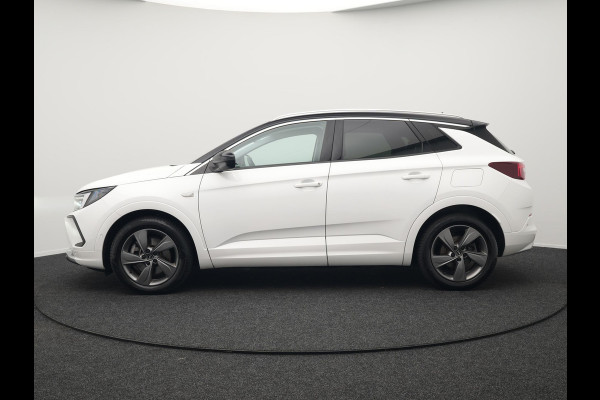 Opel Grandland Turbo 4x4 Ultimate Plug In Hybrid 300pk Dealer O.H PHEV | Adaptive Cruise | 360 Camera | Alcantara Sportstoelen Verwarmd | Apple Carplay | Blis | Stuurwiel Verwarmd | Navigatie | DAB | Virtual |