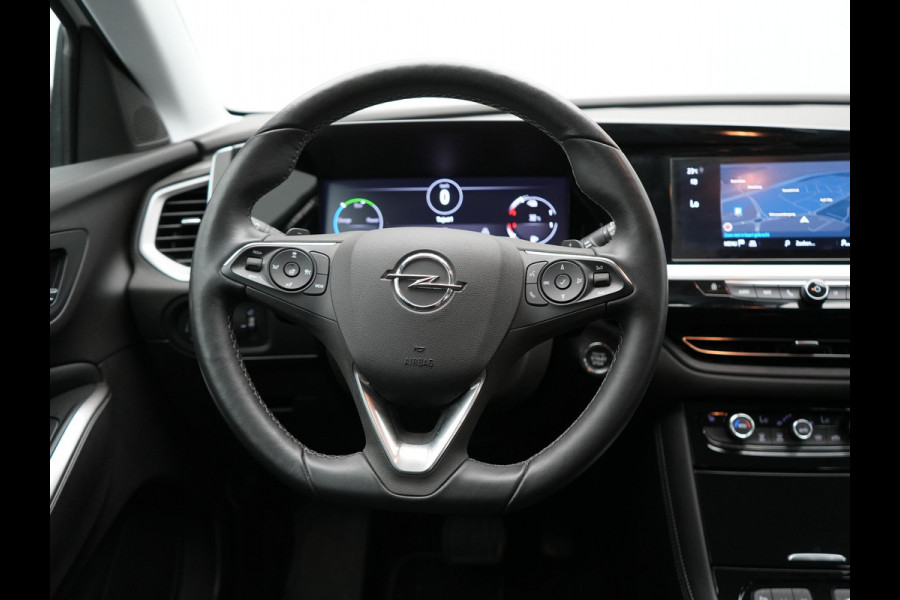 Opel Grandland Turbo 4x4 Ultimate Plug In Hybrid 300pk Dealer O.H PHEV | Adaptive Cruise | 360 Camera | Alcantara Sportstoelen Verwarmd | Apple Carplay | Blis | Stuurwiel Verwarmd | Navigatie | DAB | Virtual |