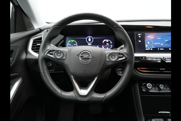 Opel Grandland Turbo 4x4 Ultimate Plug In Hybrid 300pk Dealer O.H PHEV | Adaptive Cruise | 360 Camera | Alcantara Sportstoelen Verwarmd | Apple Carplay | Blis | Stuurwiel Verwarmd | Navigatie | DAB | Virtual |