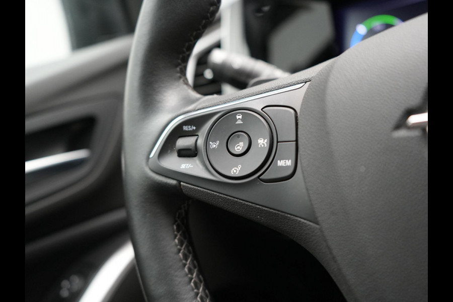 Opel Grandland Turbo 4x4 Ultimate Plug In Hybrid 300pk Dealer O.H PHEV | Adaptive Cruise | 360 Camera | Alcantara Sportstoelen Verwarmd | Apple Carplay | Blis | Stuurwiel Verwarmd | Navigatie | DAB | Virtual |