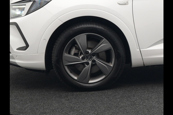 Opel Grandland Turbo 4x4 Ultimate Plug In Hybrid 300pk Dealer O.H PHEV | Adaptive Cruise | 360 Camera | Alcantara Sportstoelen Verwarmd | Apple Carplay | Blis | Stuurwiel Verwarmd | Navigatie | DAB | Virtual |