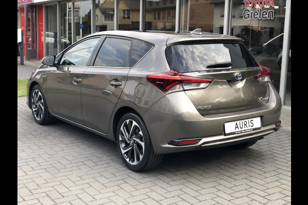 Toyota Auris 1.8 Hybrid Lease | Panoramdak, Navigatie, Licht + Regensensor, 17inch, Privacy glass, Bluetooth, Parkeercamera