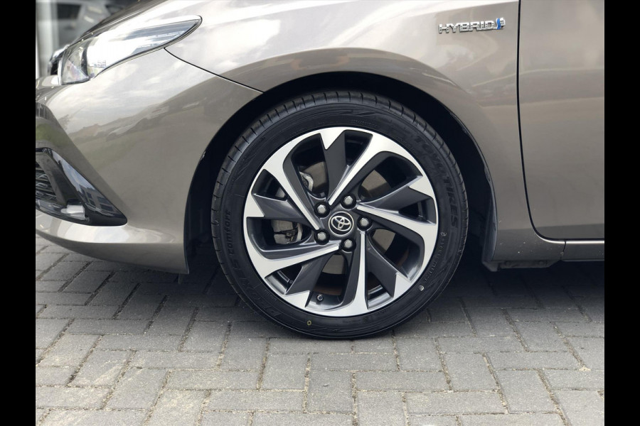 Toyota Auris 1.8 Hybrid Lease | Panoramdak, Navigatie, Licht + Regensensor, 17inch, Privacy glass, Bluetooth, Parkeercamera