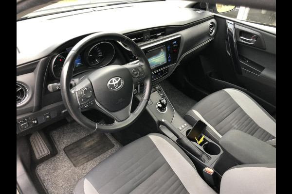 Toyota Auris 1.8 Hybrid Lease | Panoramdak, Navigatie, Licht + Regensensor, 17inch, Privacy glass, Bluetooth, Parkeercamera